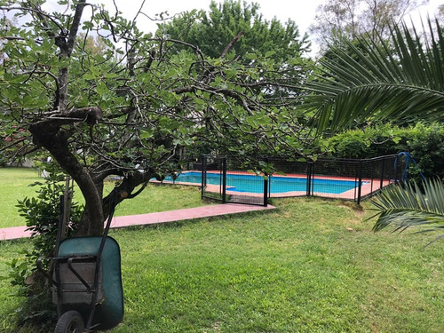 Imagen 18 de 30 de Venta, Casa Con Parque, Pileta, Quincho, P. Leloir Ituzaingo