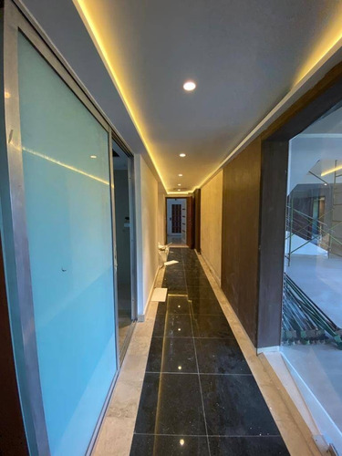 Imagen 14 de 28 de Adriana Castellanos Ofrece Espectacular Penthouse En Venta En La Trigaleña Cod. 166138