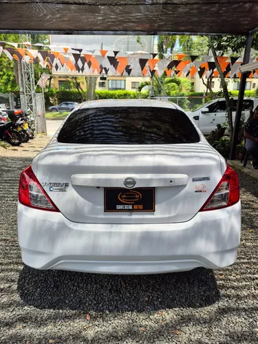 Nissan Versa V-drive Conect At Con 29 Mil Km Modelo 2024