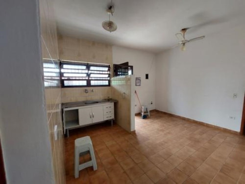 Imagem 3 de 15 de Casa Para Financiamento Bem Localizada Lado Praia, Itanhaém/sp!