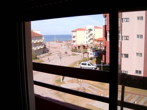Imagen 2 de 30 de Alquiler Departamentos 2 Ambientes Villa Gesell A 1 Cuadra De La Playa. Paseo 129 Y Av 1 Y Paseo 133 Y Av 1 Leer Descripción