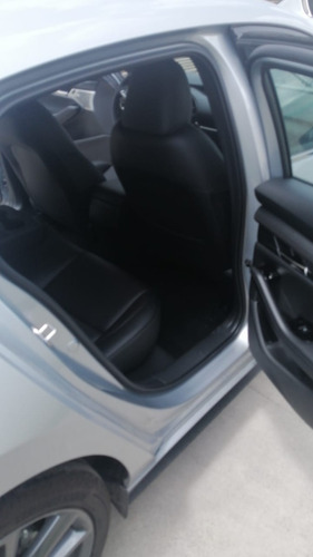 Imagen 6 de 8 de Mazda 3 I Grand Touring Hb At 2021 Plata