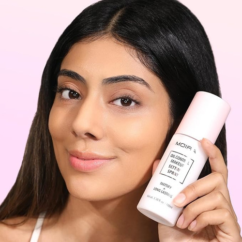 Moira Oil Control Setting Spray