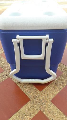 Imagen 3 de 5 de Cava De 40l Premium Marca Ice Roller.