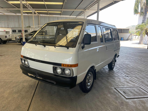 Nissan Ichi Van 1990 Semi Nueva