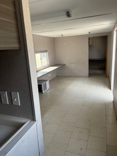 Caseta Camper Remolque Traila Oficina Móvil 2 Privados Y Wc
