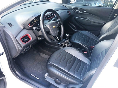 Imagem 7 de 14 de Chevrolet Onix Hatch 1.4 4p Flex Effect