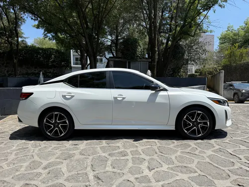 Nissan Sentra 2.0 Sr Platinum Cvt