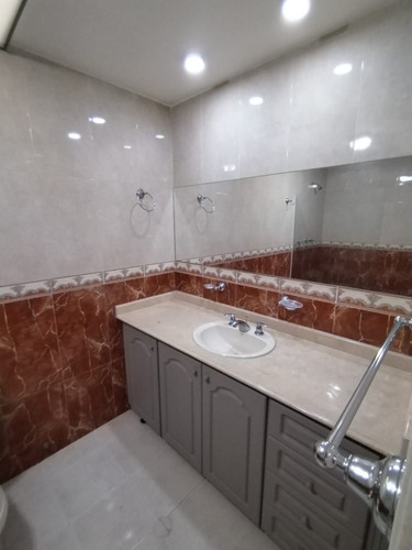 Imagen 8 de 26 de Casa Para Empresas En El Ingenio