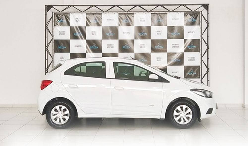 Chevrolet Onix 1.0 Mpfi Lt 8v Flex 4p Manual