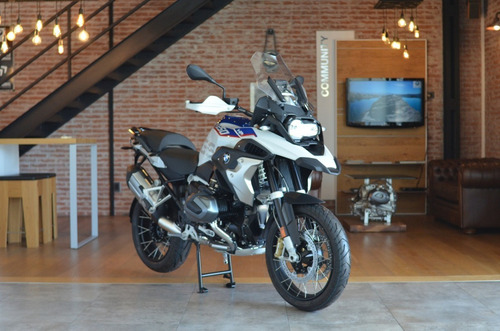 Bmw R 1250 Gs Hp Roshaus Dealer Bmw Motorrad Permutas