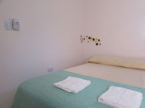 Cabaña Villa Carlos Paz Centro, 2 A 6 Personas, Cochera, Cocina Completa, Aa, Wifi, Smartv