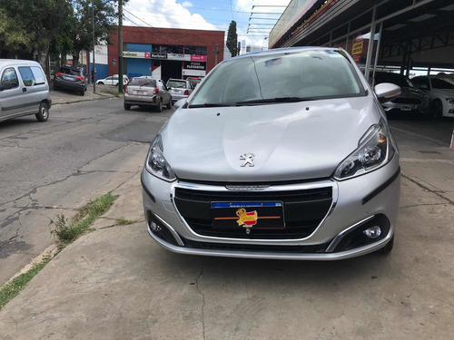 Peugeot 208 1.6 Feline Tiptronic 2019