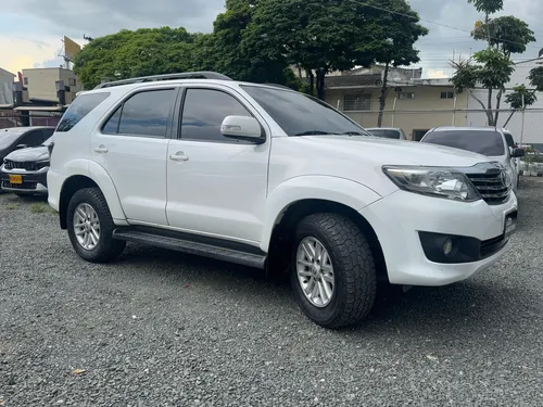 Toyota Fortuner 2.7l 4x2