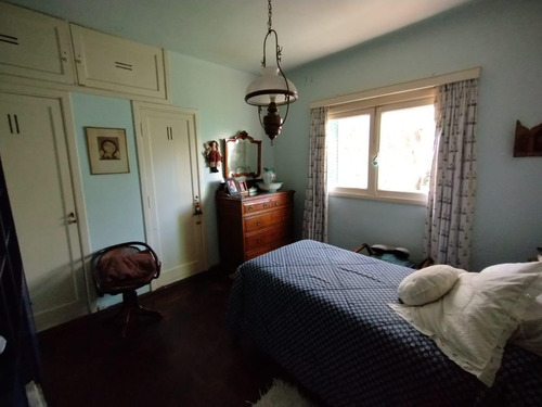 Casa 4 Dormitorios Con Departamento Cerro De Las Rosas Zona Norte
