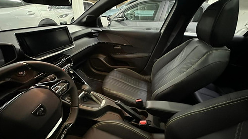 Peugeot 208 1.0T Gt