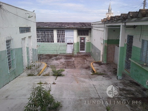 Imagem 29 de 30 de Vendo Imóvel Apropriado Para Escola, Com Salas De Aula, Área Administrativa, Refeitório, Cozinha, Quadra, No Centro Do Bairro, Em Terreno De 2040 M². - Pr00001 - 3018869