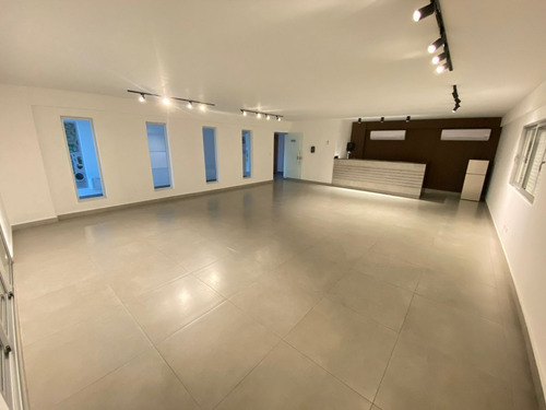Imagen 6 de 19 de La Esperilla Próximo Al Parque Iberoamericano - Piso 5 Con Vistas Al Mar Excelente Iluminación Y Ventilación. Vista Totalmente Despejada - 3 Habitaciones (cada Una Con Su Baño) 2 Habitaciones
