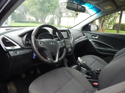 Hyundai Santa Fe 2.4 MT 4X2