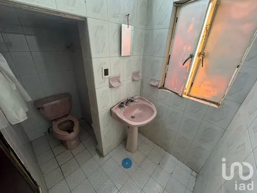 Venta Casa 5 Ambientes Metropolitana Tercera Sección
