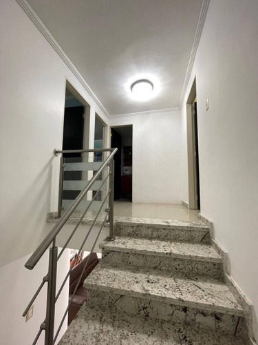 Código: 277729 Alquiler Townhouse Amoblado Urb. Villa Fontana, 650$ Mml Solo Clientes