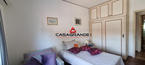 Casa En Régimen De Ph De Bajos, Amplio Fondo, Parrillero, Garaje