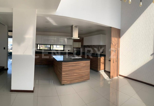 Casa En Esquina 3 Recámaras Parque Mediterráneo,lomas De Angelópolis Iii,puebla