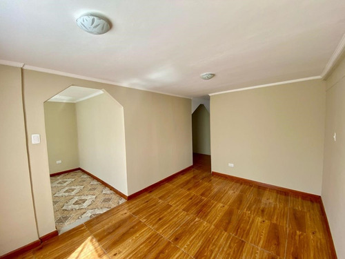 Casa En Venta De 3 Dorm. En Puente Alto
