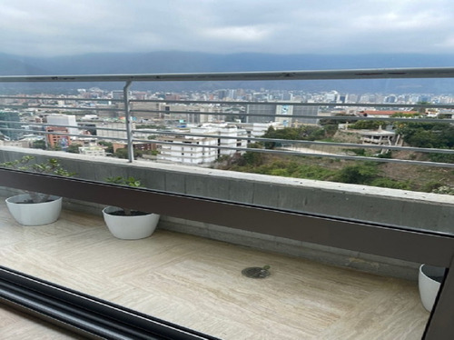 Las Mercedes Vendo Apartamento 4 Hab Calle Cerrada
