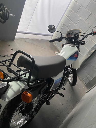 Imagem 2 de 4 de Honda Xl 125