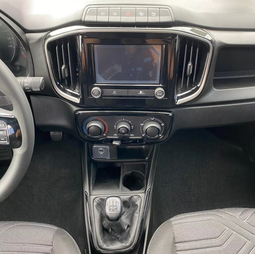 Fiat Strada 1.4 8v Freedom Cd