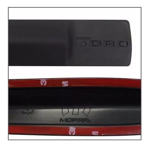 Imagem 4 de 7 de Kit Friso Lateral Borrachão Original Mopar Fiat Toro 2022