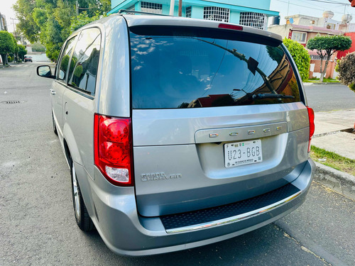 Dodge Grand Caravan 3.7 Sxt At