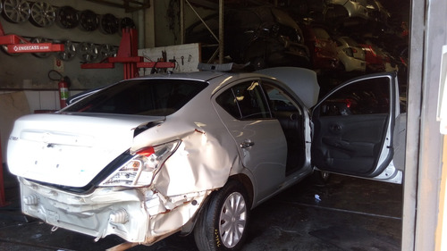 Imagem 4 de 8 de Sucata De Nissan Versa 1.6 16v - Motor Câmbio Peças