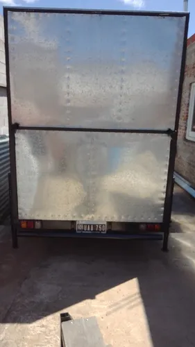 Trailer