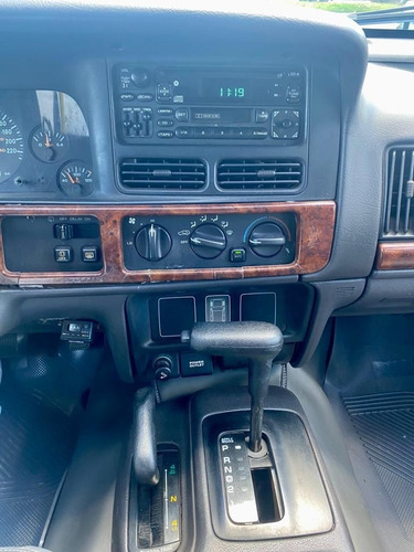Imagem 9 de 11 de Jeep Grand Cherokee 4.0 Laredo 4x4 6i 12v