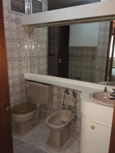 Imagen 8 de 9 de Apartamento En Alquiler Vacacional En Macuto, Residencias Camuri Chico, Av. La Playa Parroquia Macuto, Bajada Del Playon Edo. La Guaira.