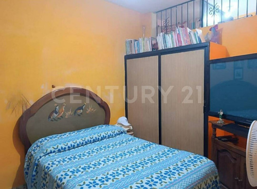 Casa En Venta En Villas De San Sebastian