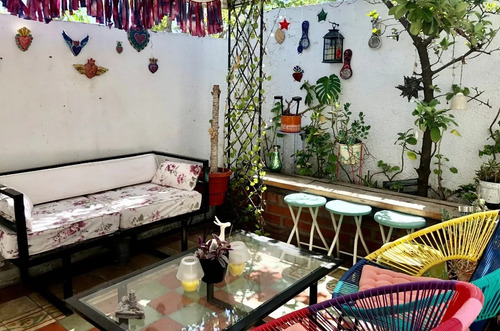 Buena Casa, Sector Tranquilo, 4 Dorm, 3 Baños, 2 Estacionami