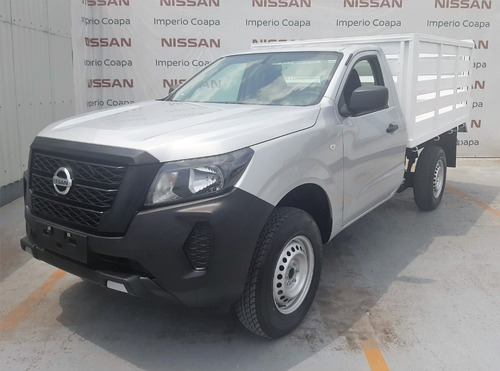 Imagen 1 de 14 de Nissan Np300 Estacas Ac 2022
