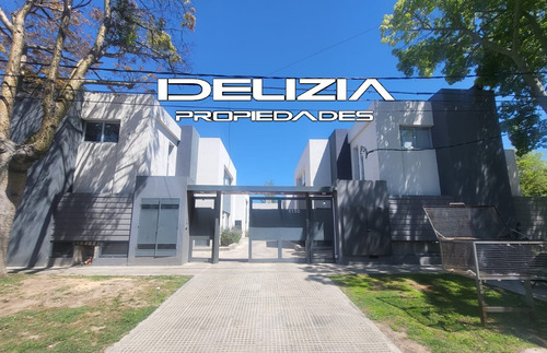 Venta De Duplex En Ituzaingo Norte