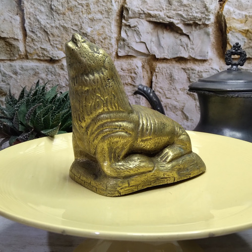 Figura Estatuillas Lobo Marino De Bronce (Usado)