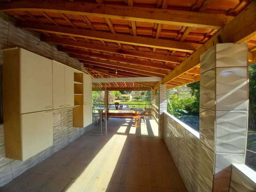 Imagem 4 de 12 de Chácara Ibiuna 1.050 Mts Ampla Casa, Piscina, Riacho E Lago