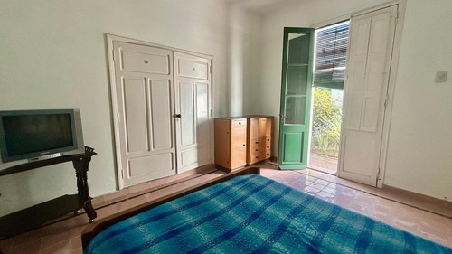 Casa En Venta, 6 Dormitorios, 5 Baños, Pileta, 4 Hectáreas. Tanti
