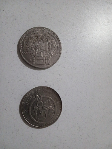 Lote De 2 Monedas Mexicanas, De $20 Año 1981 Y $50 Año 1982.