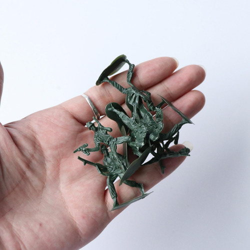 307pcs Men 4cm De Acción De Juguete Con Vehículo De Chorro