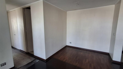 Departamento En Venta De 3 Dorm. En Santiago