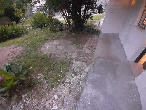 Imagen 8 de 9 de Apartamento Reciclado Sobre Avenida Garzon Esq. San Quintín
