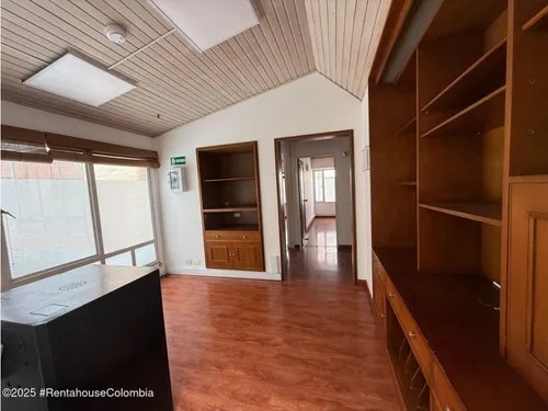 Comercial En Bogota Rah Co: 25-1468