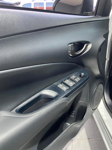Toyota Yaris 1.5 16V FLEX XS MULTIDRIVE